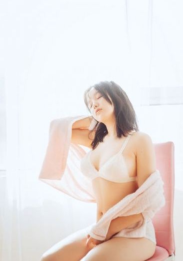 闪婚老公捧我当歌星免费观看_4K高清完整版播放