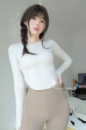 韩国电影邻居的老婆_十万网红美女美酱