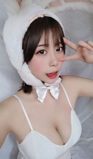 办公室内衣_HD免费观看