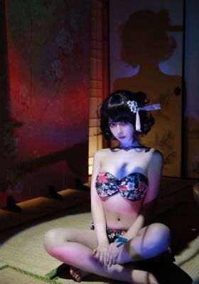 丰满放荡的岳欲乱_手机在线免费观看