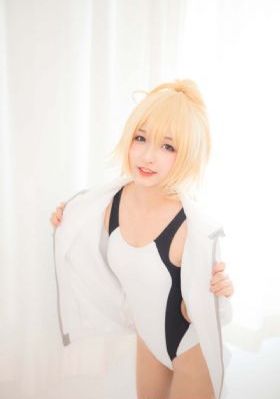 丽塔菲律宾电影_十万网红美女美酱